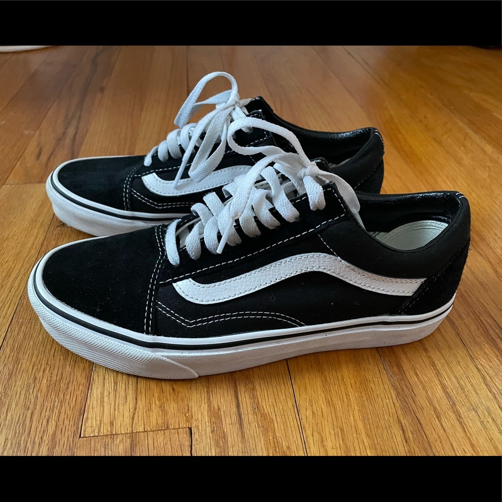 Vans Old Skool Black and White size 8.5